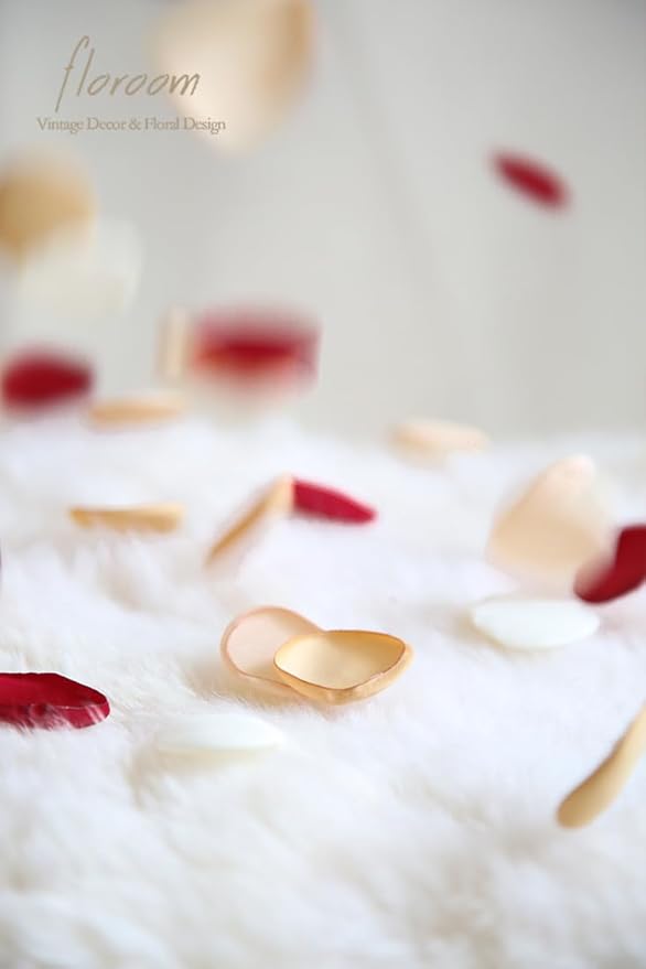 Floroom 300pcs Rose Petals Red Gold Faux Silk Flower Petals - Image 6