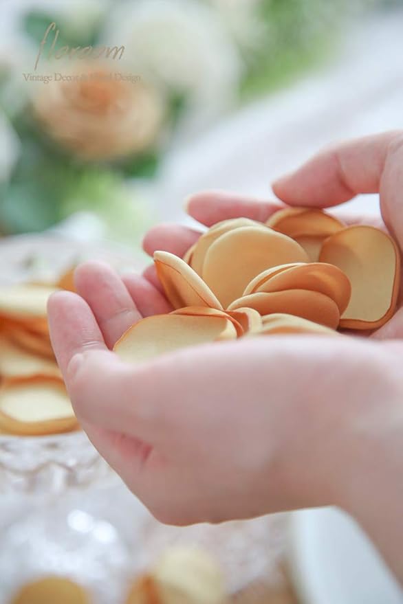 Floroom 300pcs Rose Petals Gold Faux Silk Flower Petals - Image 5