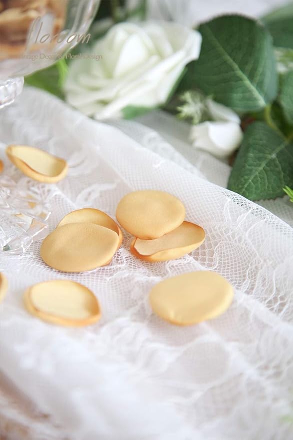 Floroom 300pcs Rose Petals Gold Faux Silk Flower Petals - Image 4