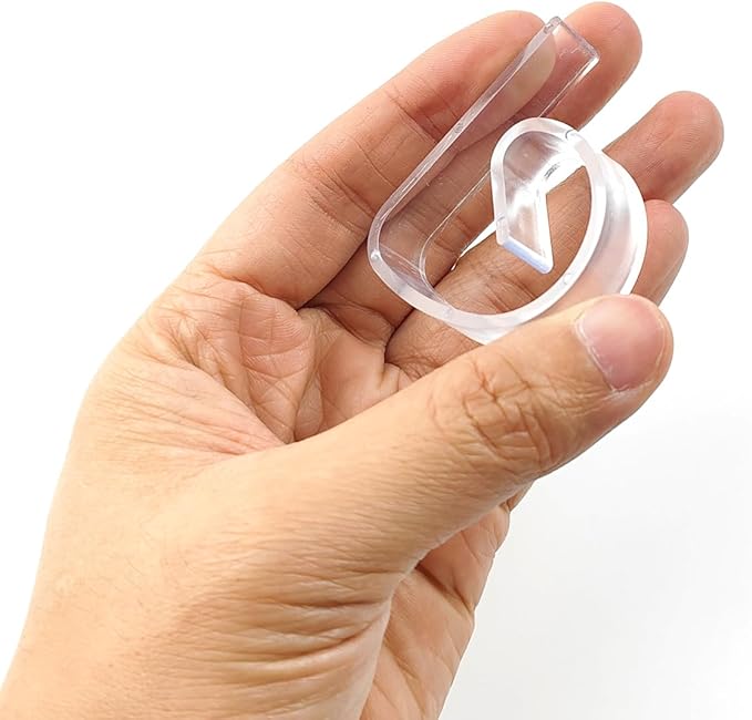 72PCS Transparent Clear Tablecloth Clips, Plastic Table Cloth Clips，Windproof - Image 3