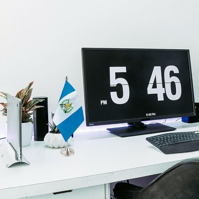 Guatemala Flag Guatemalan Flags, Small Mini Guatemalan Desk Flag, Used - Image 5