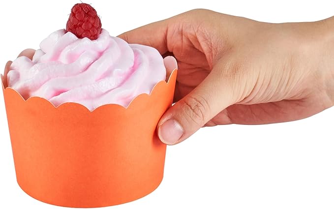 Panificio 10 Ounce Cupcake Wrappers, 200 Scalloped Baking Cups - Image 11