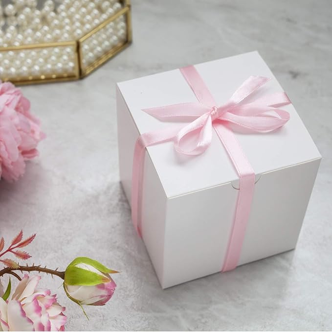 GEFTOL Small White Gift Box - Image 3