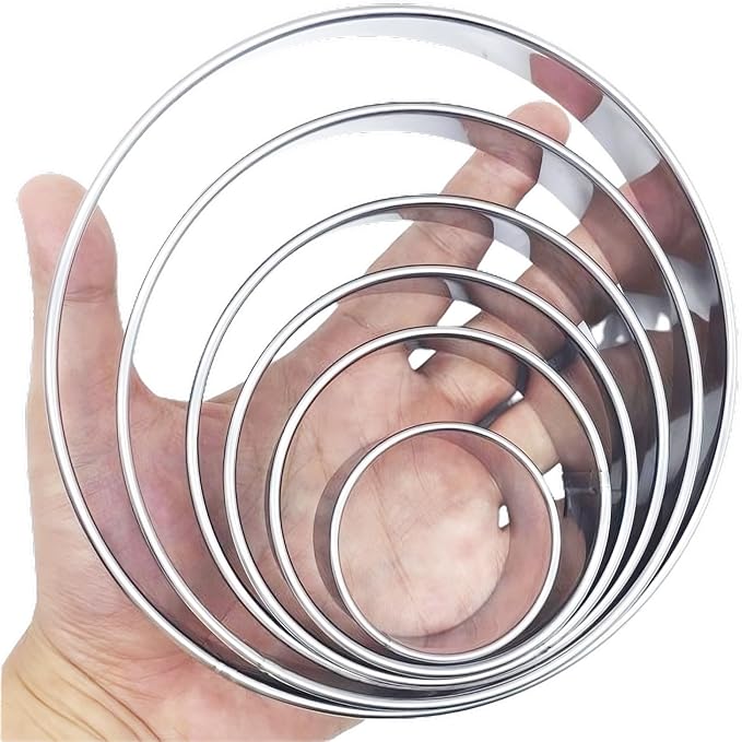 DOCZEN 6 PCS Round Cookie Cutter Set by DOCZEN%C2%AEExclusive