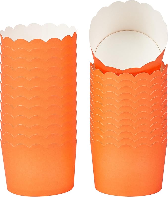 Panificio 10 Ounce Cupcake Wrappers, 200 Scalloped Baking Cups by Restaurantware