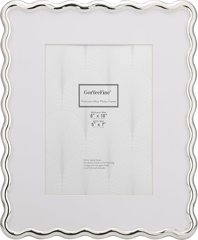 Silver 8x10'' Wave Design Photo Frame by GorYeeFine