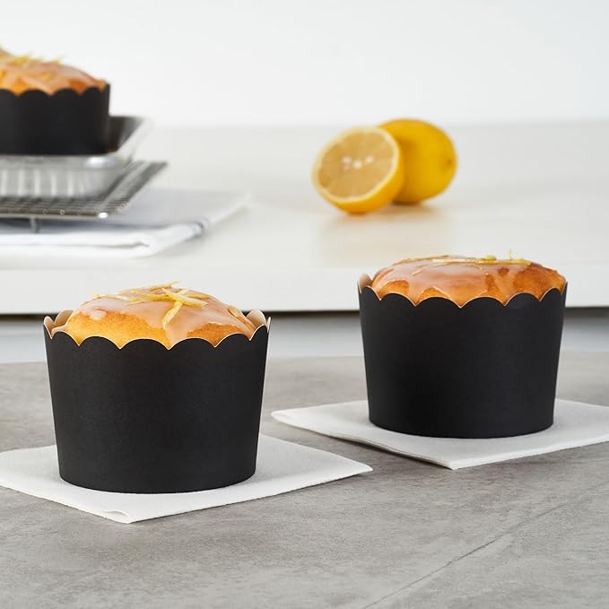 Panificio 10 Ounce Cupcake Wrappers, 200 Scalloped Baking Cups - Image 3