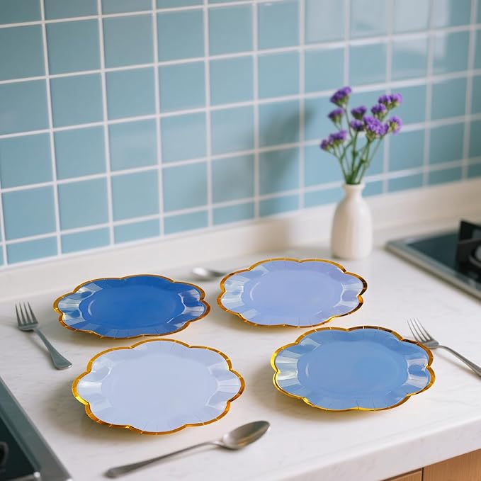48Pcs Light Blue Scalloped Party Plates - Image 6