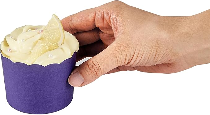 Panificio 6 Ounce Cupcake Wrappers, 200 Scalloped Baking Cups - Image 11