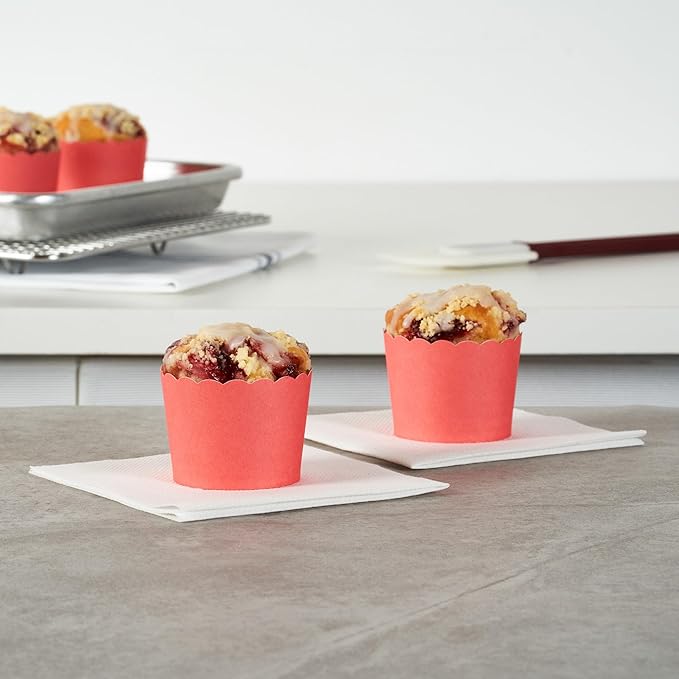 Panificio 3 Ounce Cupcake Wrappers, 200 Scalloped Baking Cups - Image 3