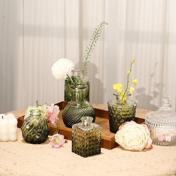 Mini Bud Vases As Wedding Centerpieces - Image 5