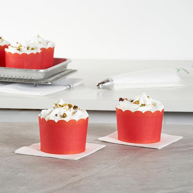 Panificio 10 Ounce Cupcake Wrappers, 200 Scalloped Baking Cups - Image 3