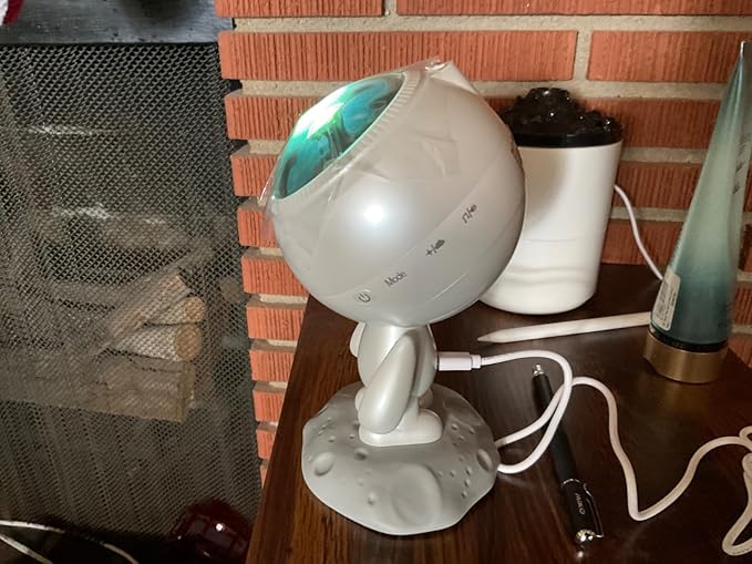 AIRIVO Dreamers Star Projector, Astronaut Galaxy Projector Bluetooth Speaker - Image 9
