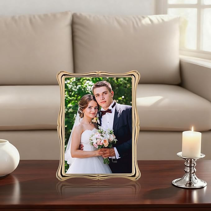 5 x 7'' Premium Alloy Gold Photo Frame - Image 2