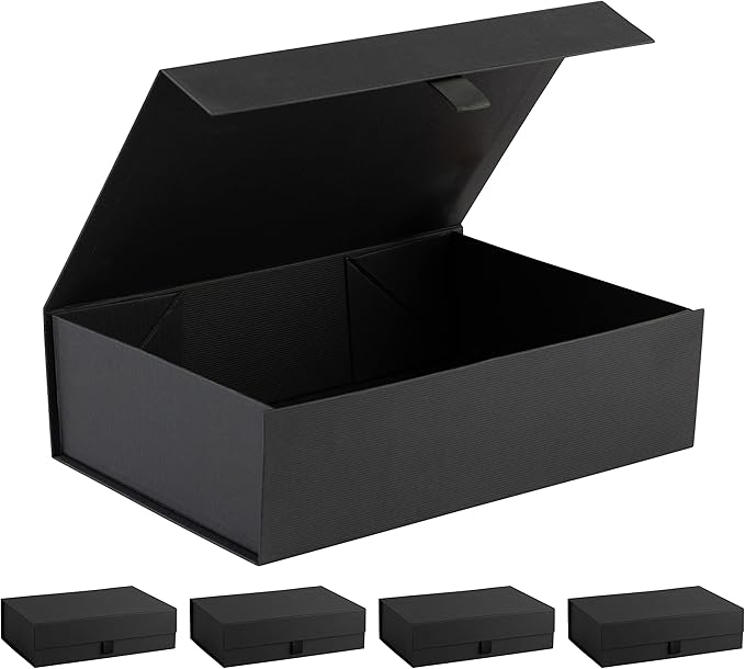 Hard Gift Box With Magnetic Closure Lid by PurpleQCrafts