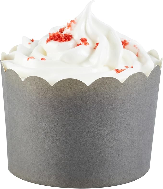 Panificio 10 Ounce Cupcake Wrappers, 200 Scalloped Baking Cups - Image 9
