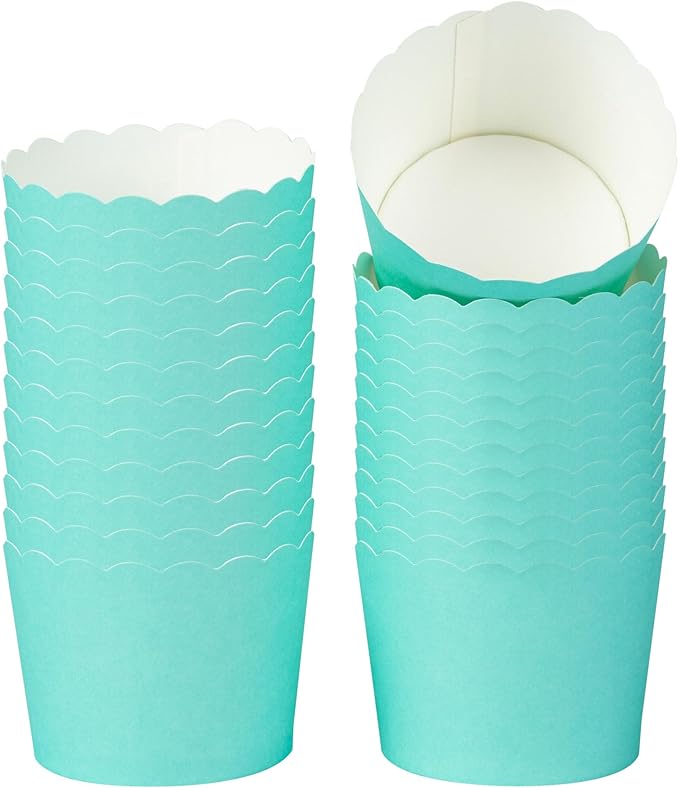 Panificio 3 Ounce Cupcake Wrappers, 200 Scalloped Baking Cups by Restaurantware