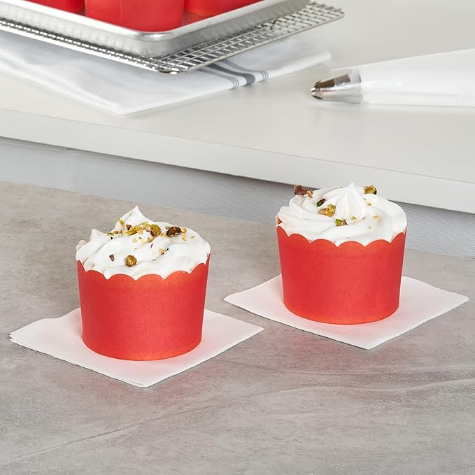 Panificio 10 Ounce Cupcake Wrappers, 200 Scalloped Baking Cups - Image 6
