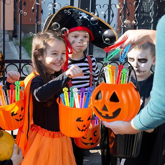 Shemira 200PCS Halloween Bubble Wands, Mini Bubbles Party Favors - Image 3
