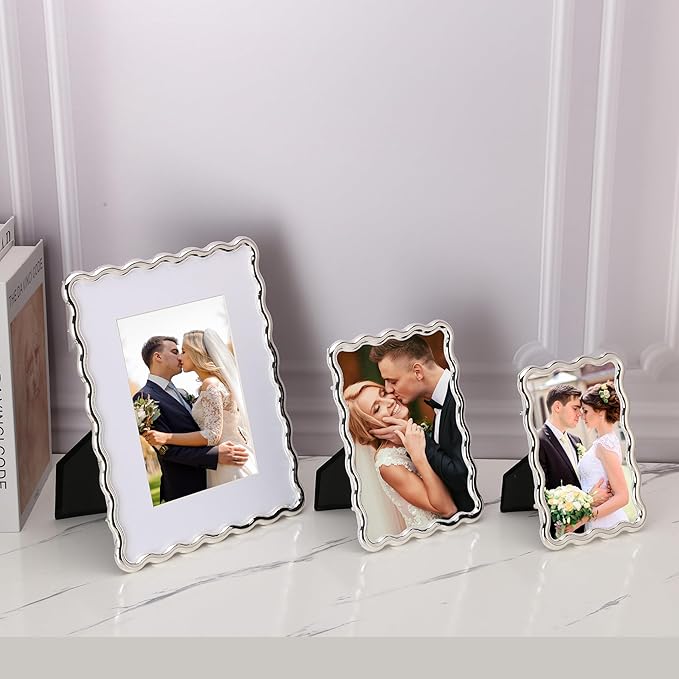 Silver 8x10'' Wave Design Photo Frame - Image 3