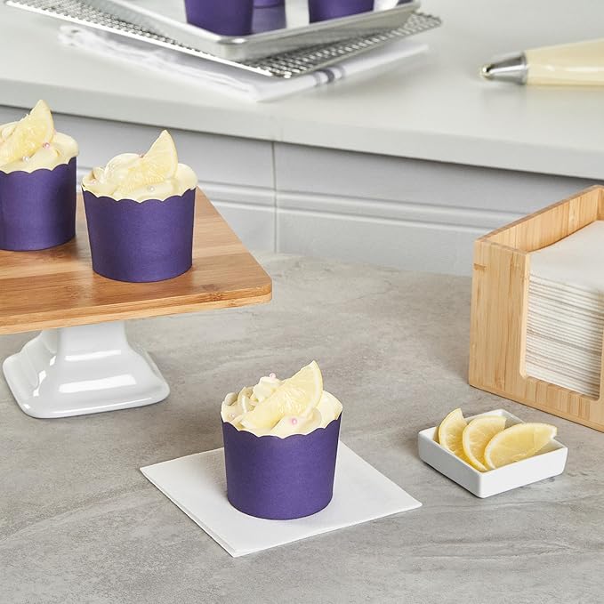 Panificio 6 Ounce Cupcake Wrappers, 200 Scalloped Baking Cups - Image 8