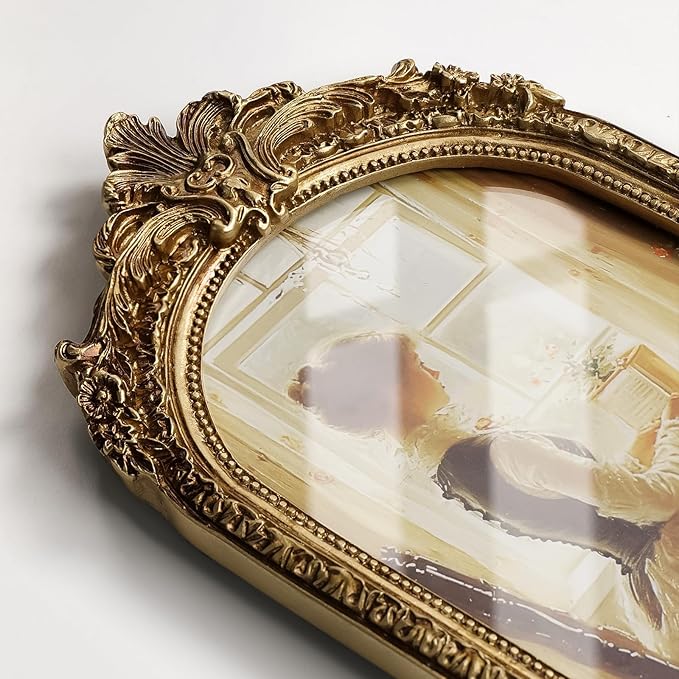 Cuspin 5x7 Gold Picture Frame, Vintage Gold Ornate Resin Photo Frame - Image 4