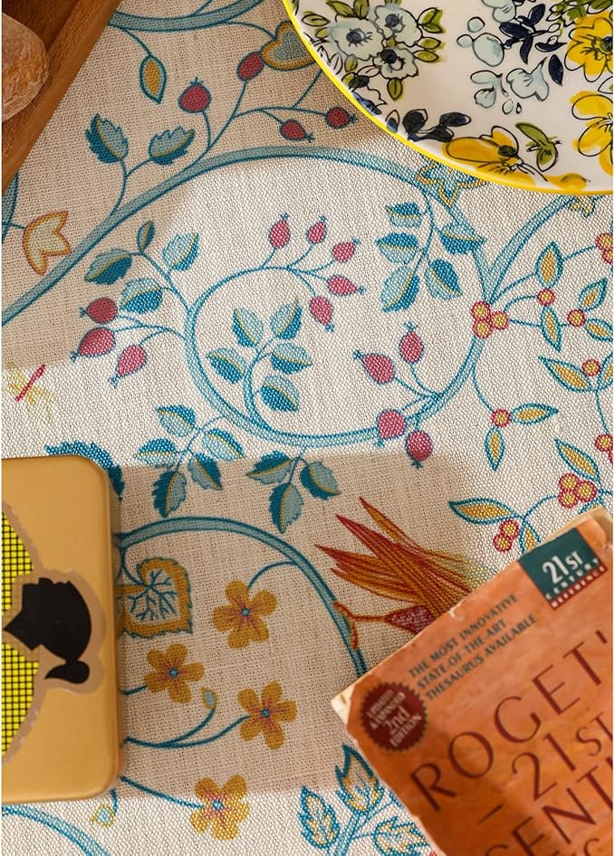 patdrea Designer French Tablecloth - Image 2