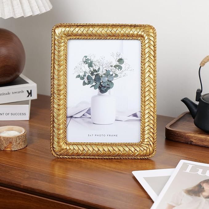 Cuspin 5x7 Gold Picture Frame, Ornate Decorative Rattan Resin Photo Frame - Image 2