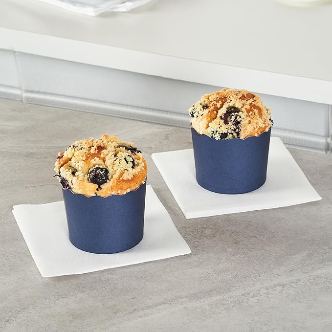 Panificio 6 Ounce Cupcake Wrappers, 200 Scalloped Baking Cups - Image 6