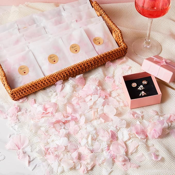 Biodegradable Confetti, Dried Hydrangea Flower Petals - Image 5