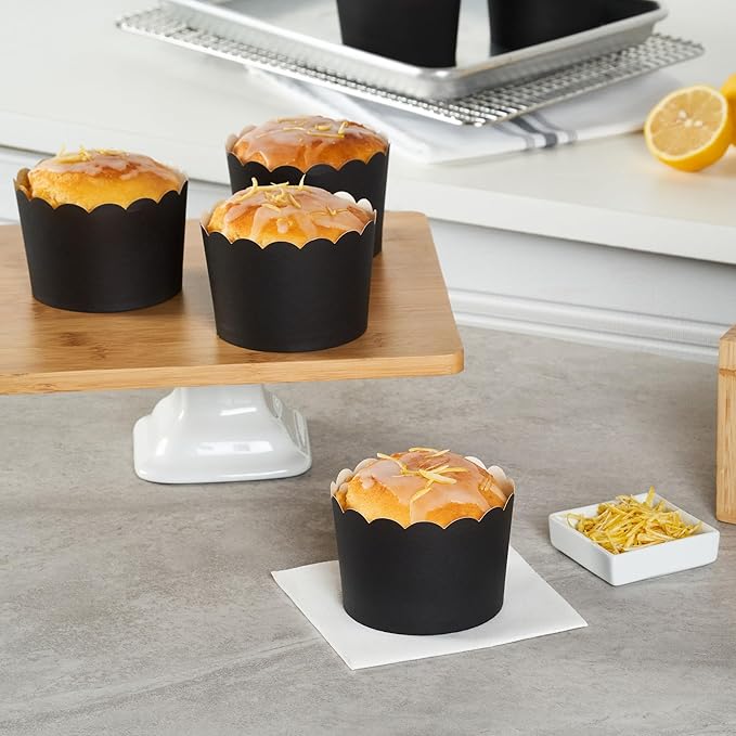 Panificio 10 Ounce Cupcake Wrappers, 200 Scalloped Baking Cups - Image 8