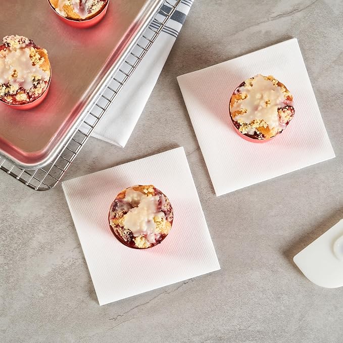 Panificio 3 Ounce Cupcake Wrappers, 200 Scalloped Baking Cups - Image 7
