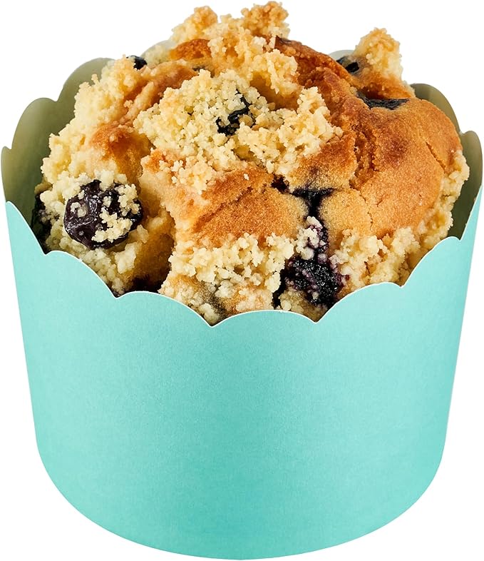 Panificio 10 Ounce Cupcake Wrappers, 200 Scalloped Baking Cups - Image 2