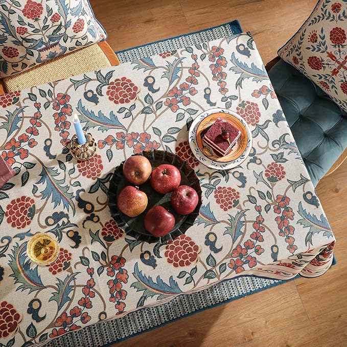 patdrea Designer Vintage Linen Tablecloth - Image 4